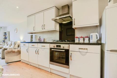 Lounge / Kitchen