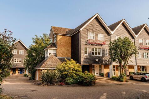 Surrounding Views (17)