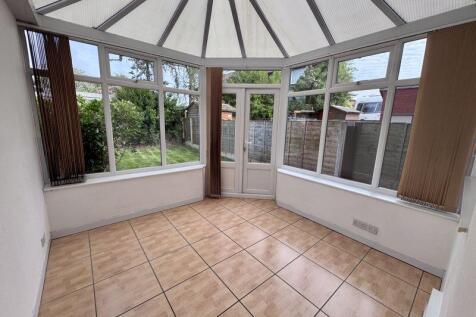 Belgrave Avenue, Congleton photo 4
