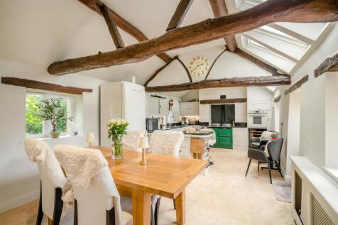 8696198-interior25.jpg