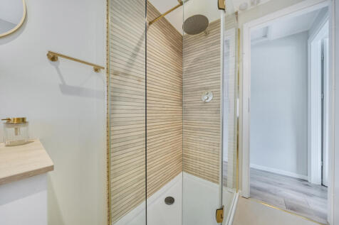 1356473-5-68cc1cb...