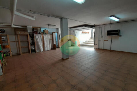 4 Bedroom Detached For Sale-TOT22-26