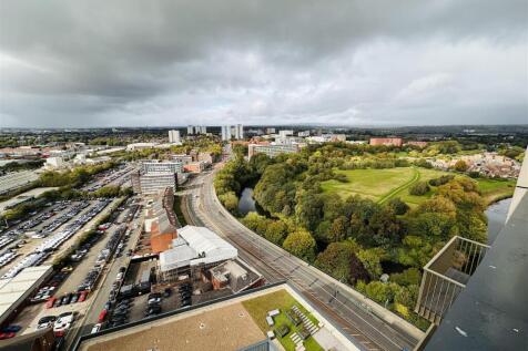 Local Crescent, Hulme Street, Salford photo 5