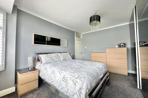 PHOTO-2025-09-07-...