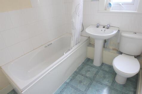 Bathroom.JPG
