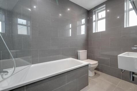 Chiswick High Road 182 TFF-6.jpg