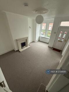 Living Room (2nd Photo)