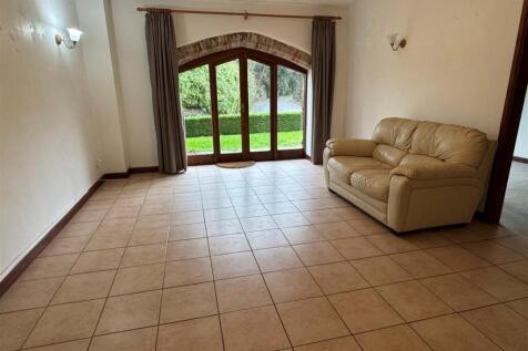 Woodcock living room 1.jpg