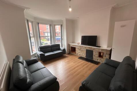 St. Michaels Terrace, Headingley, Leeds, West Yorkshire, LS6 photo 5