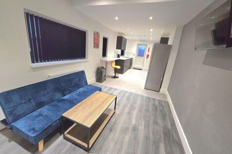 Room 6, Borough Road photo 3