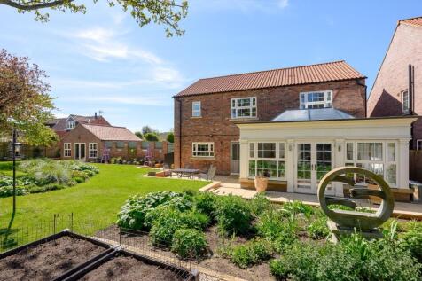 10 Buckton Close-27.jpg