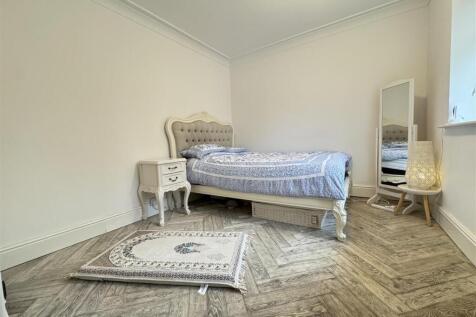 IMG_5329 (Large).JPG