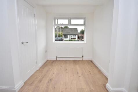 Riversvale Drive, Nether Poppleton, York photo 3