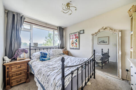 1303834-9-6854508...