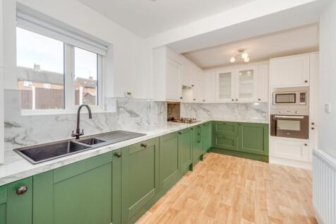 KITCHEN DINER AND LIVING ROOM
