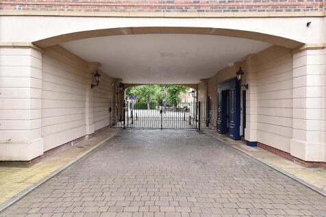 12 Millfield front2.jpg