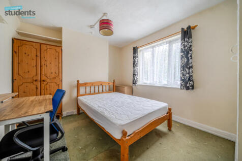 12630d2b-eb3e-4b9...