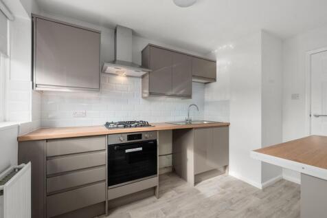 Kitchen (view a)