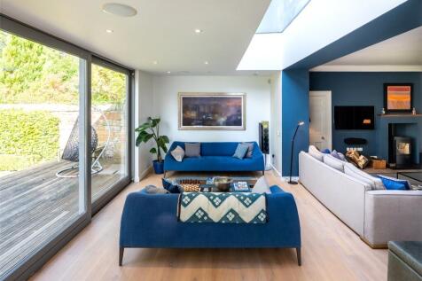 5 bed, 4 bath Detached in Edinburgh - Photo 7