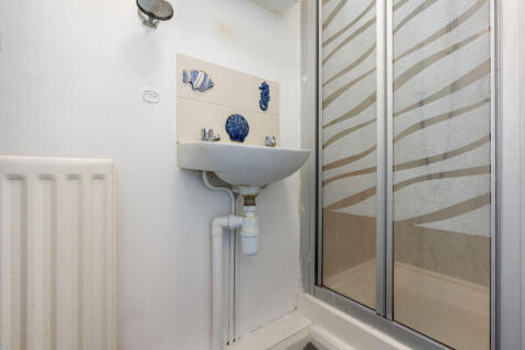 Flat 3, 24 Castle Street