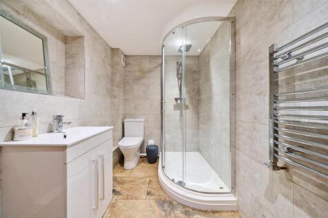 DOWNSTAIRS SHOWER ROOM.jpg