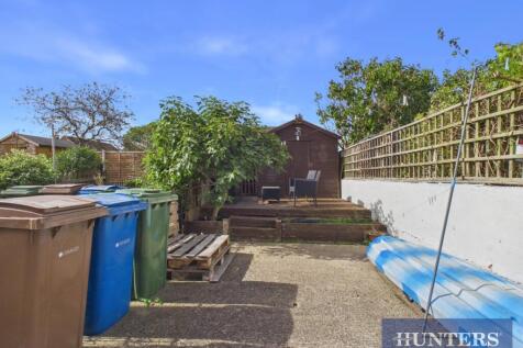 CAM03463G0-PR0250-STILL013.jpg