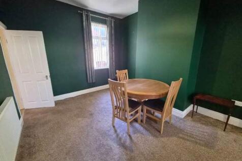 17 Lorne Road, Barrow-In-Furness photo 5