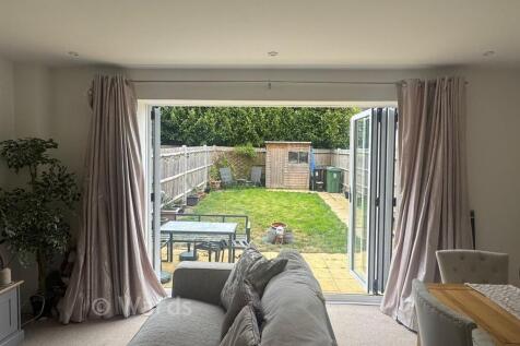 Entrance To Backgarden