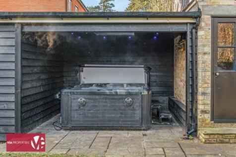 50 Briscoe Road Hoddesdon EN11 9DG via properties estate letting