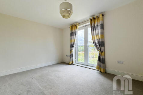 Tipperary Avenue, Wymondham photo 4