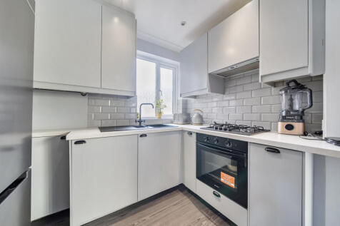 1364739-11-68e828...