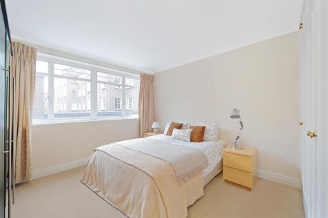 Bedroom1.jpg