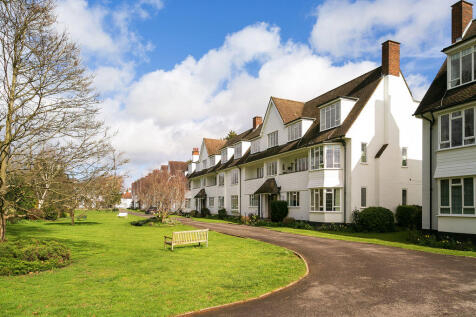 Gresham House, Watts Road, Thames Ditton