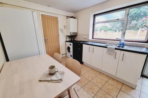 44 Alexandra Road, Leamington Spa photo 5