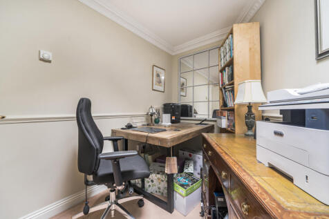 1346502-6-68b807c...