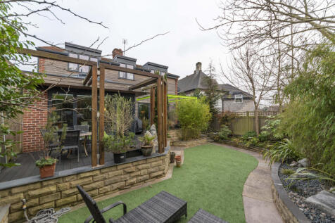 4_oakwell_crescent-34