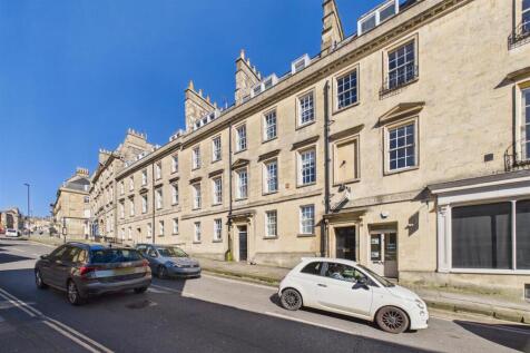 Flat 1, 4 Fountain Buildings, Walcot, Bath BA1 5DU
