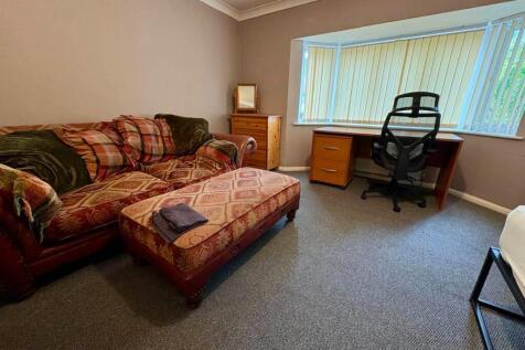 Abbott Close, Bournemouth, Dorset, BH9 photo 5