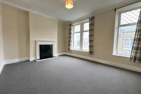 9A Cedar Street - Living Room 