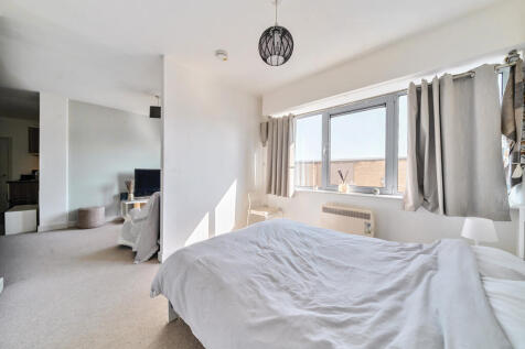 1313914-3-68531a1...