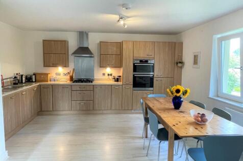 Kitchen - Dining.jpeg