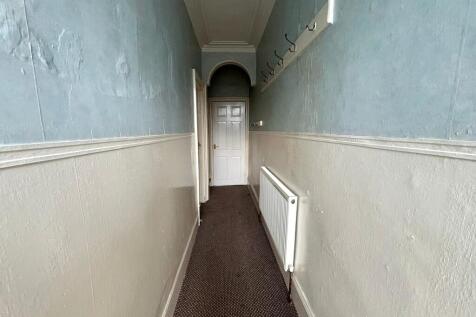 Downstairs Hallwa...