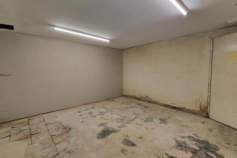 WhatsApp Image 2025-11-17 at 11.57.20_5b5fa4d8.jpg