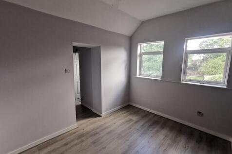 Reception/Bedroom