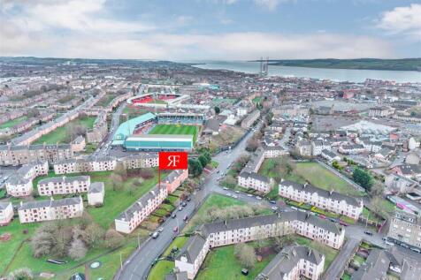 7C Moncur Crescent Dundee-11.JPG