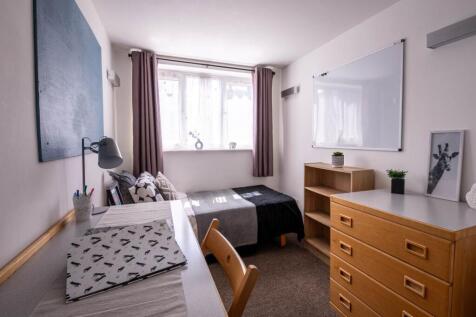 5Meadway_studentacco