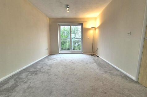 Spacious Lounge