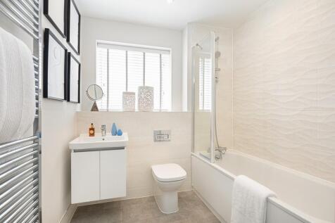 the glades at mindenhurst, deepcut