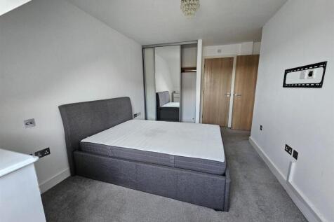 Sunnymeade, Chigwell, Essex photo 4