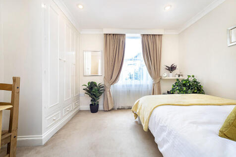 Second Floor Rear Flat, Queensway, City Of Westminster, London photo 3